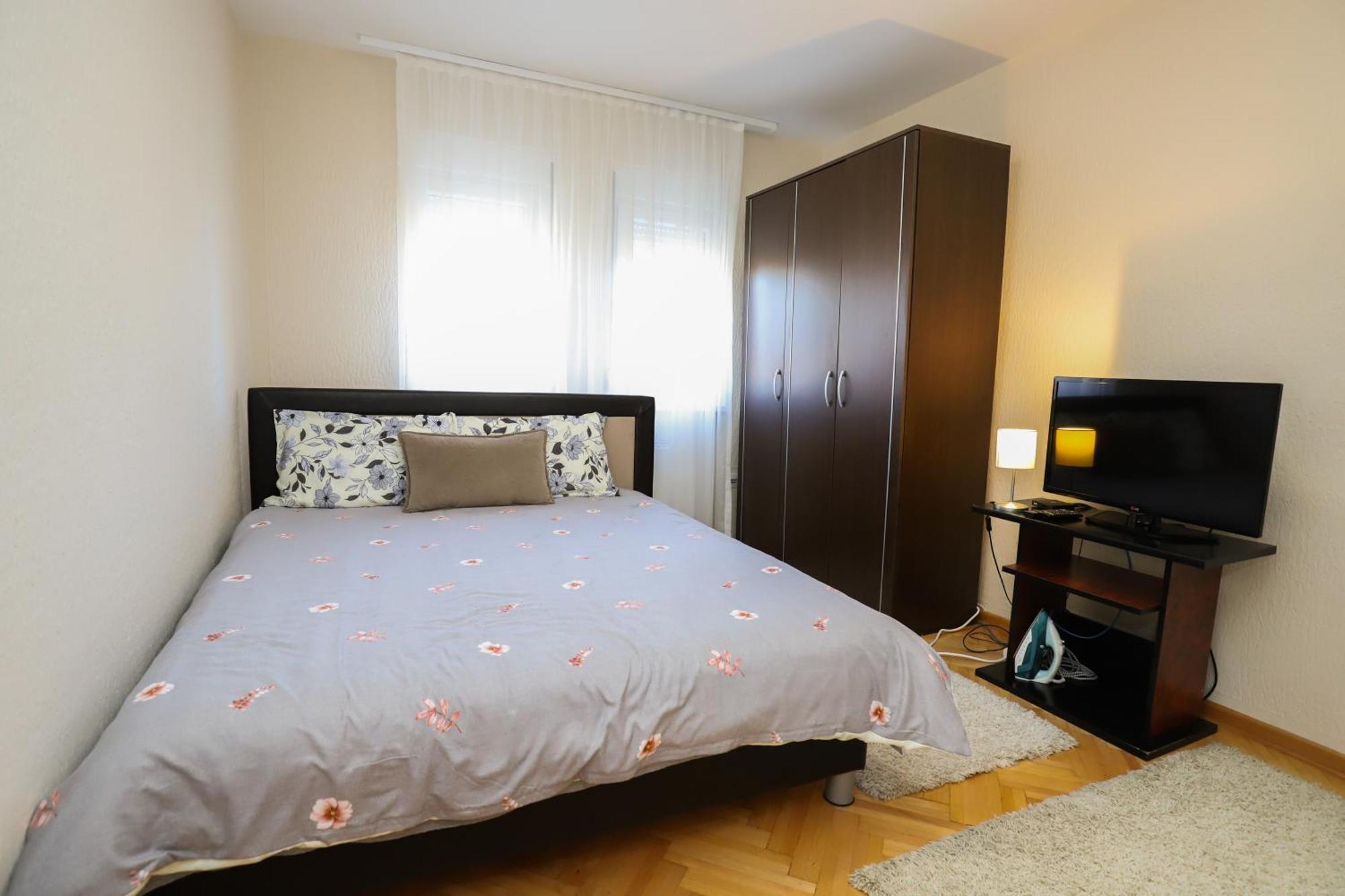 Lotus Apartment Vrnjacka Banja Luaran gambar